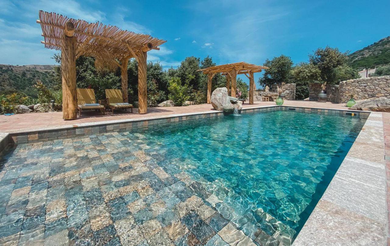 Résidence de Luxe 4 étoiles à Pietralba, 4 logements piscine chauffée BALAGNE Exterior foto